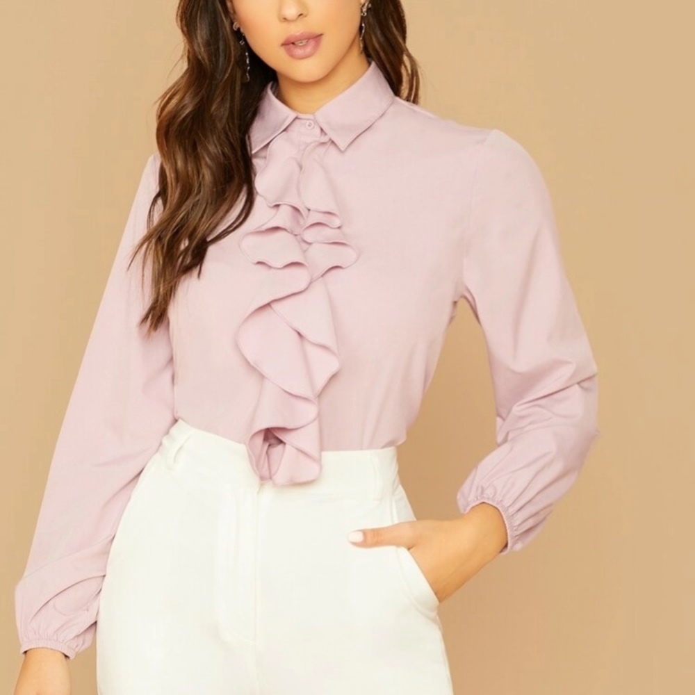 New🎉 Ruffle Blouse
